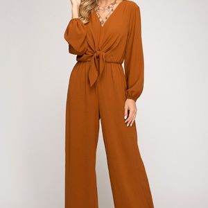 Wide leg jumpsuit with front tie (CARAMEL)